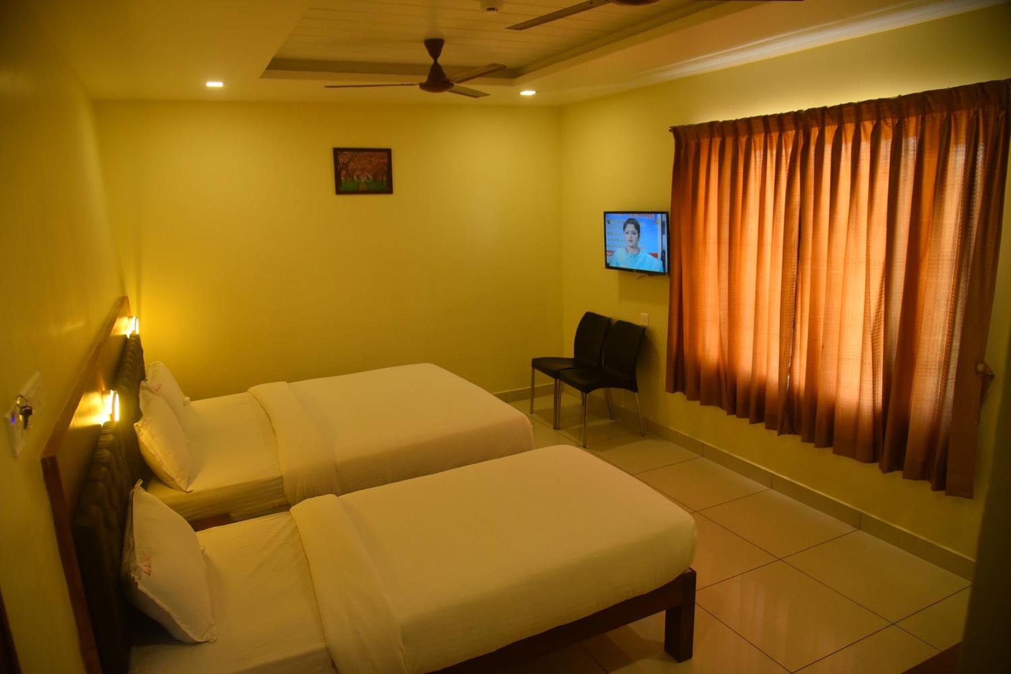Le Arul Park Hotell Karaikal Rom bilde